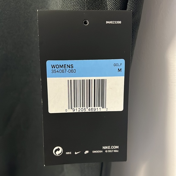 Women’s Dry Fit Golf Shirt Size Medium - Picture 5 of 6